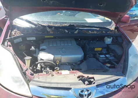 2009 Toyota Sienna from USA, damaged, VIN 5TDZK22C99S274280